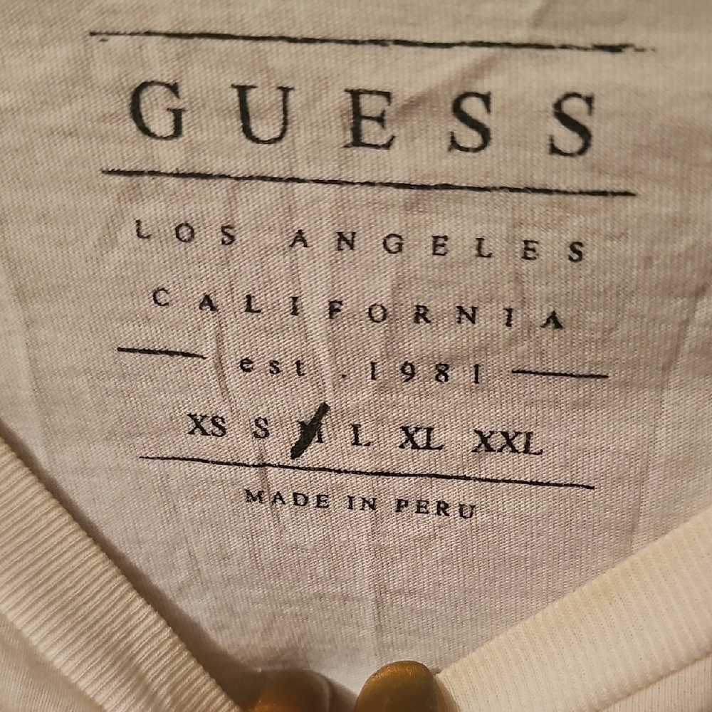 GUESS White Logo Tee for Men Size Medium - Picture 2 of 7